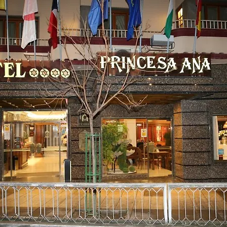 Princesa Ana 4* Granada