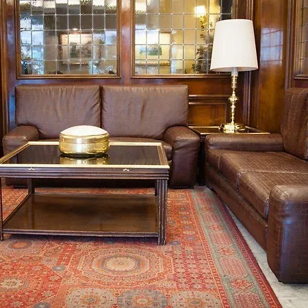 ホテル プリンセサ アナ 4*